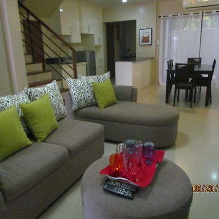 Marina Residences Dumaguete City Exterior foto