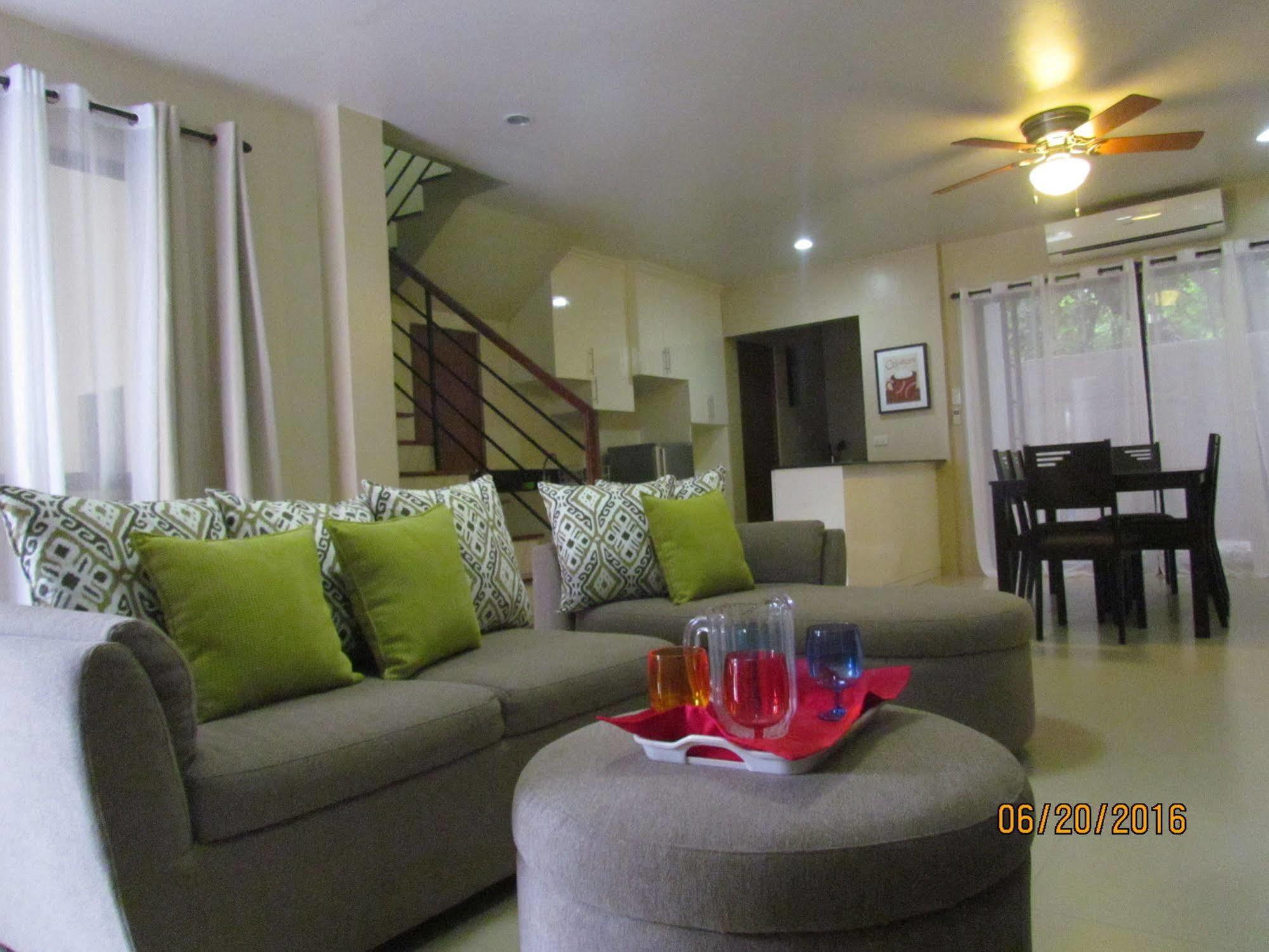 Marina Residences Dumaguete City Exterior foto