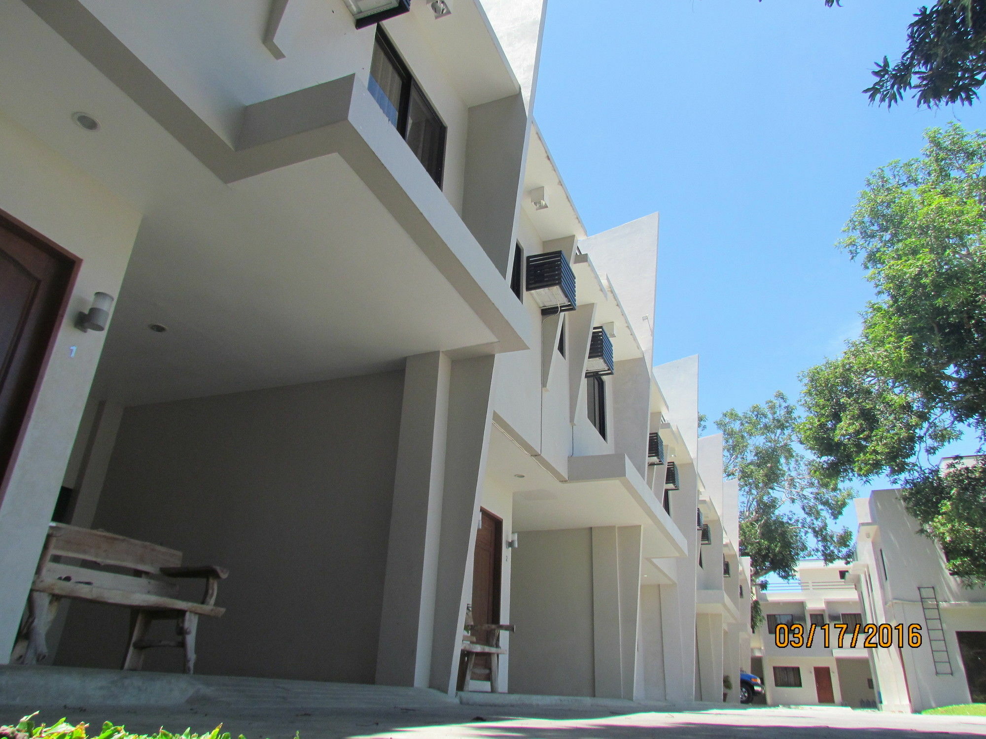 Marina Residences Dumaguete City Exterior foto